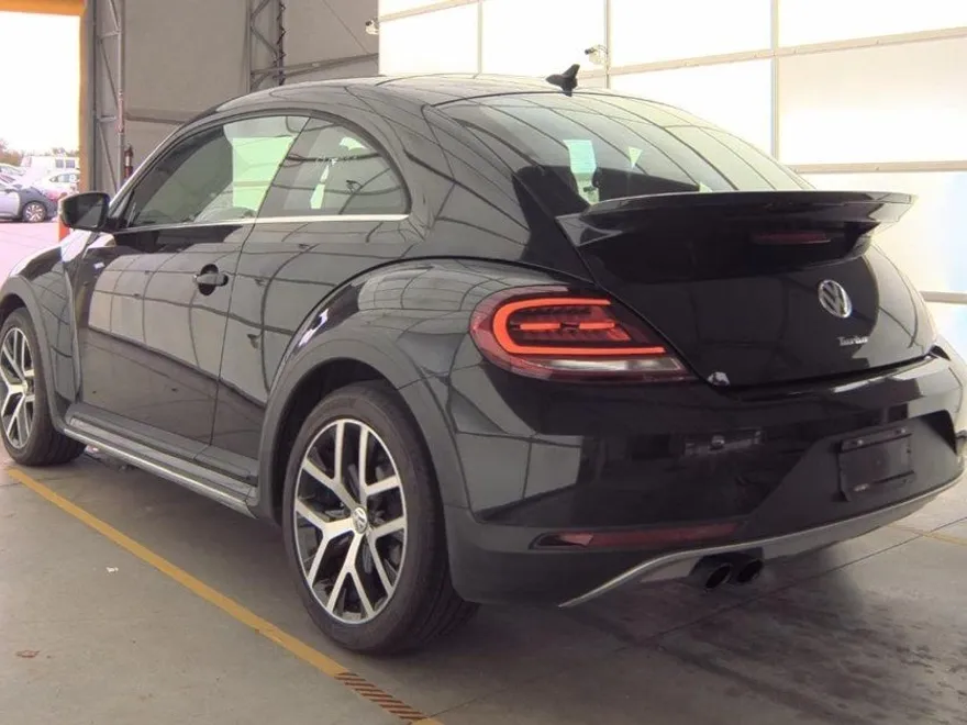 2018 Volkswagen Beetle Dune Sport Turbo photo 1