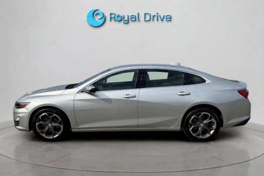 2020 Chevrolet Malibu 1LT photo 1