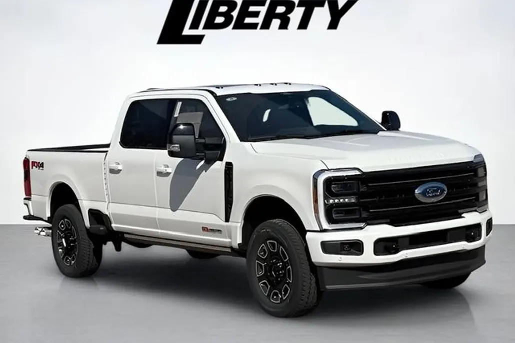 2025 Ford F-350 photo 1