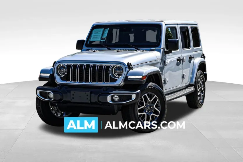 2024 Jeep Wrangler Sahara photo 1