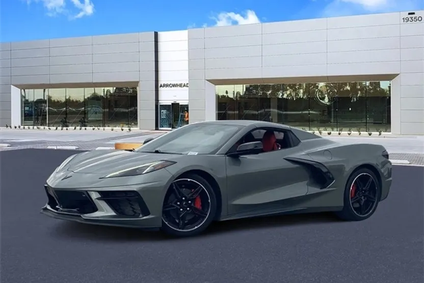 2022 Chevrolet Corvette Stingray 2LT Convertible photo 1