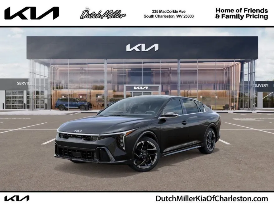 2025 Kia K4 GT-Line photo 1