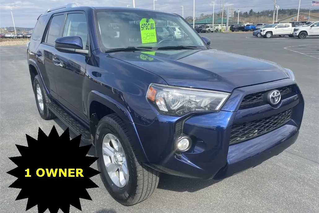 2018 Toyota 4Runner SR5 photo 1