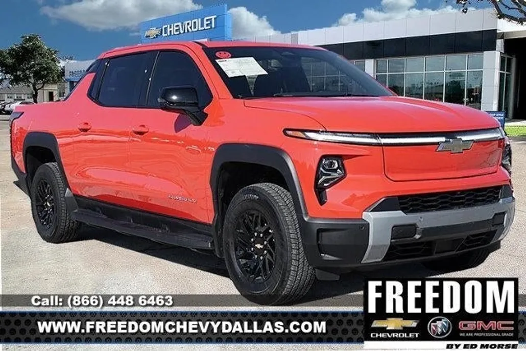 2025 Chevrolet Silverado EV LT photo 1