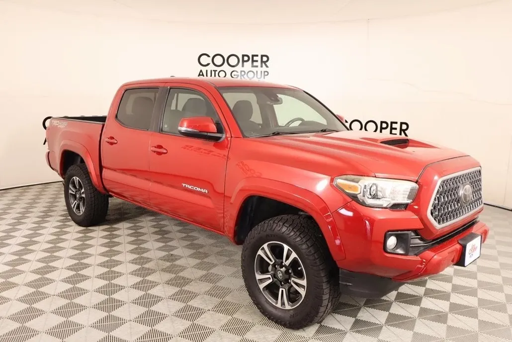 2019 Toyota Tacoma 4x4 TRD Sport V6 photo 1