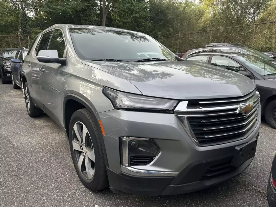 2023 Chevrolet Traverse 3LT photo 1