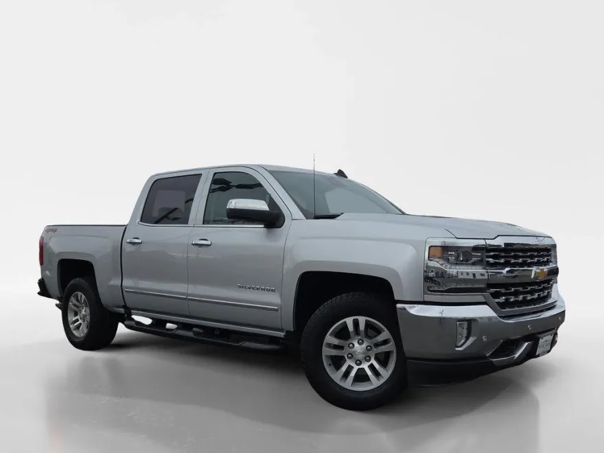 2018 Chevrolet Silverado LTZ photo 1