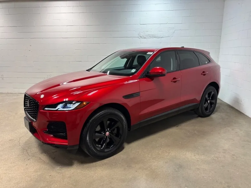 2022 Jaguar F-PACE P250 S photo 1
