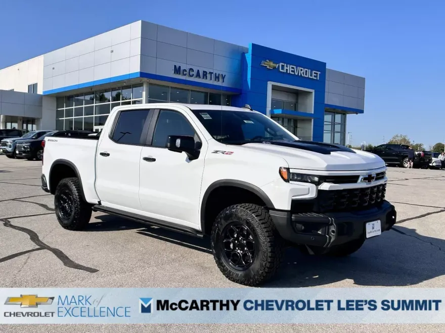 2025 Chevrolet Silverado 1500 ZR2 photo 1