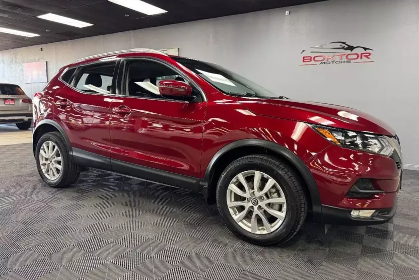 2021 Nissan Rogue Sport SL photo 1