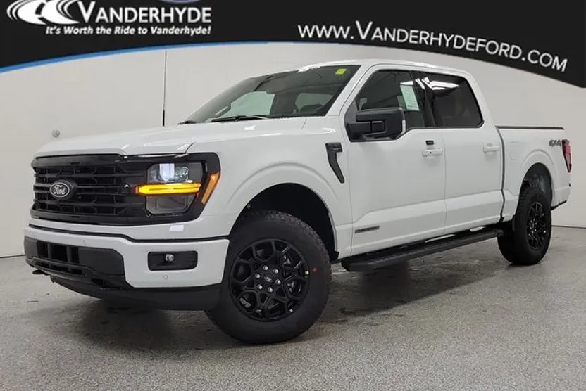 2025 Ford F-150 XLT photo 1