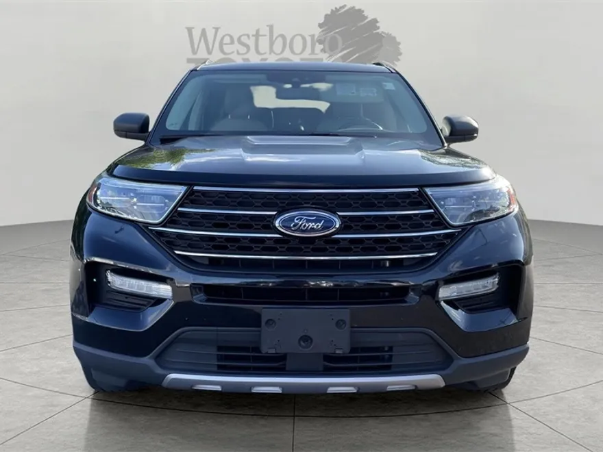 2020 Ford Explorer XLT photo 1