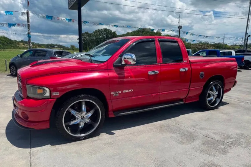 2003 Dodge Ram Laramie photo 1