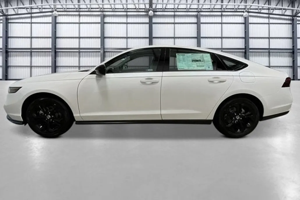 2025 Honda Accord SE photo 1