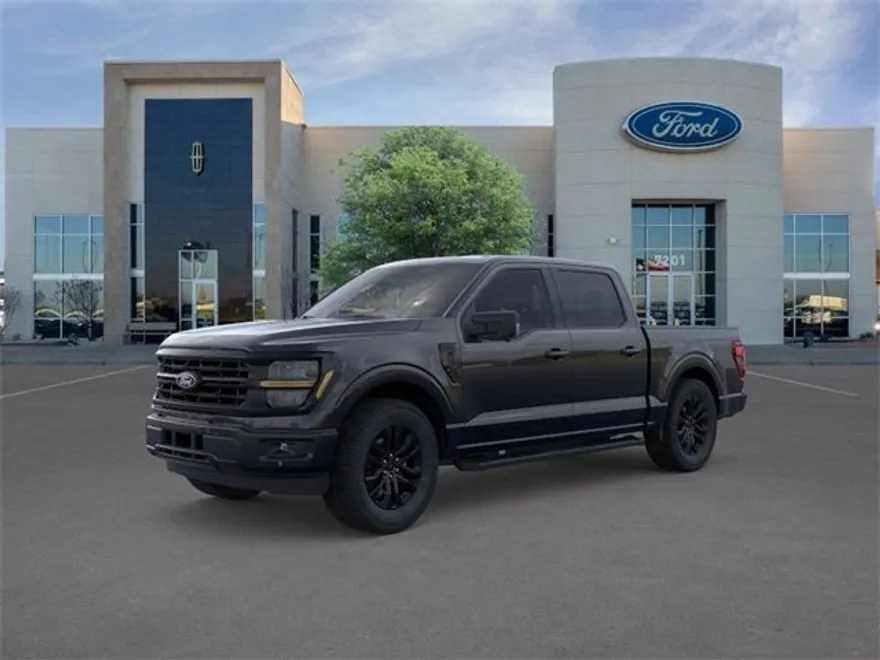 2025 Ford F-150 XLT photo 1