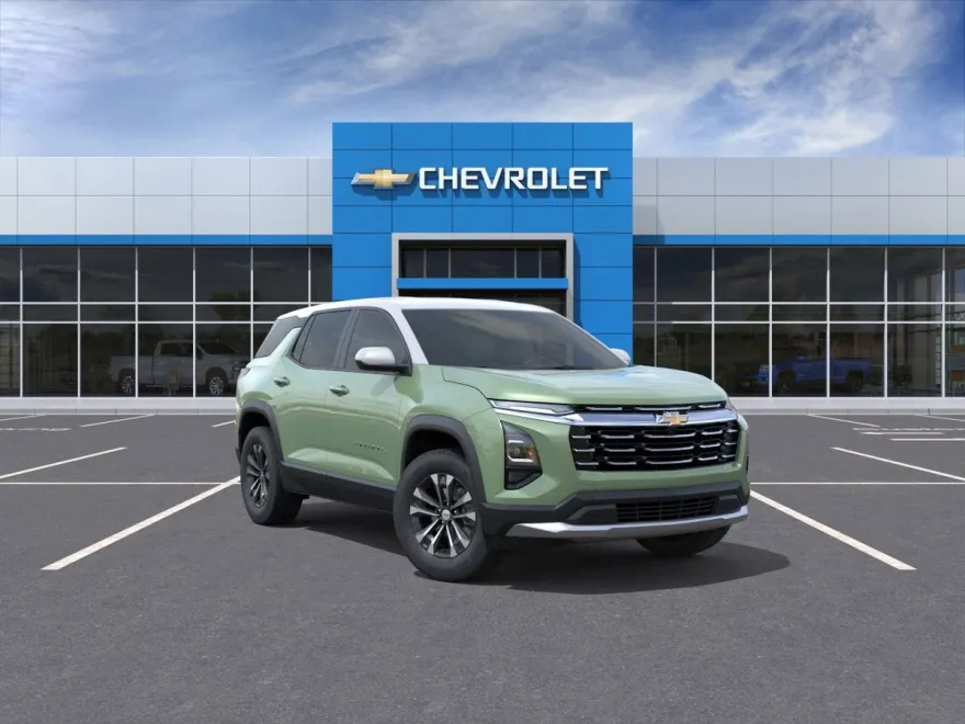 2026 Chevrolet Equinox LT photo 1