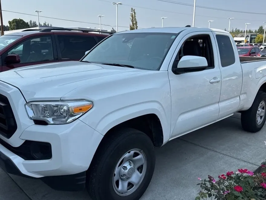 2022 Toyota Tacoma SR photo 1