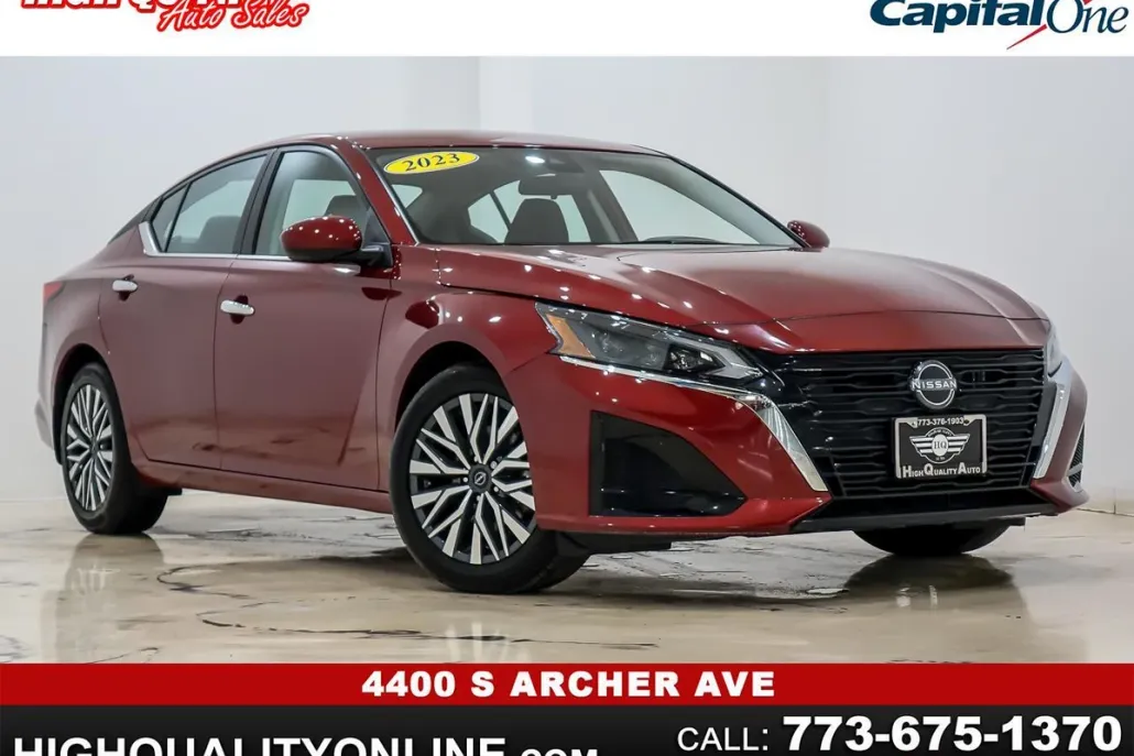 2023 Nissan Altima 2.5 SV photo 1