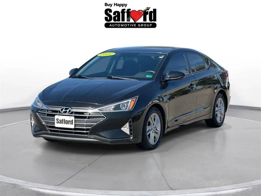 2020 Hyundai Elantra SEL photo 1