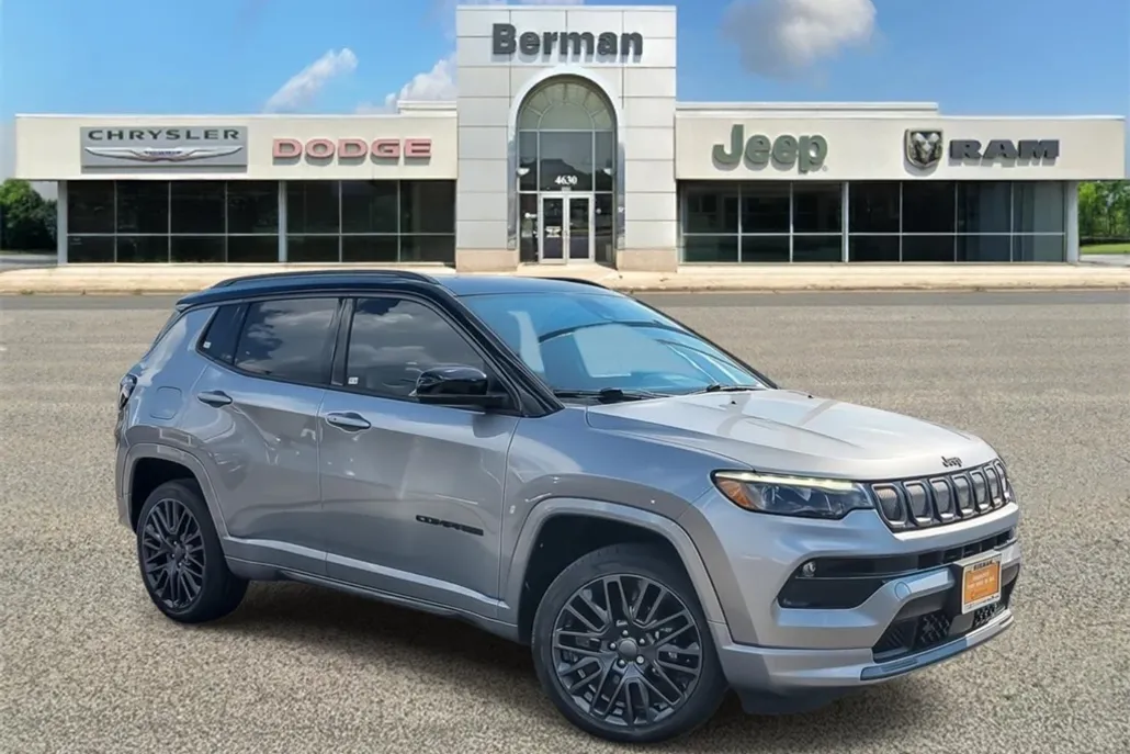 2022 Jeep Compass High Altitude photo 1