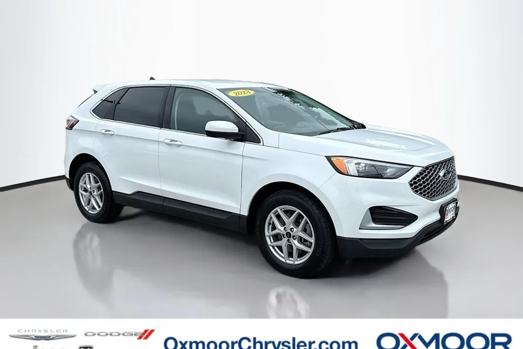 2023 Ford Edge SEL photo 1