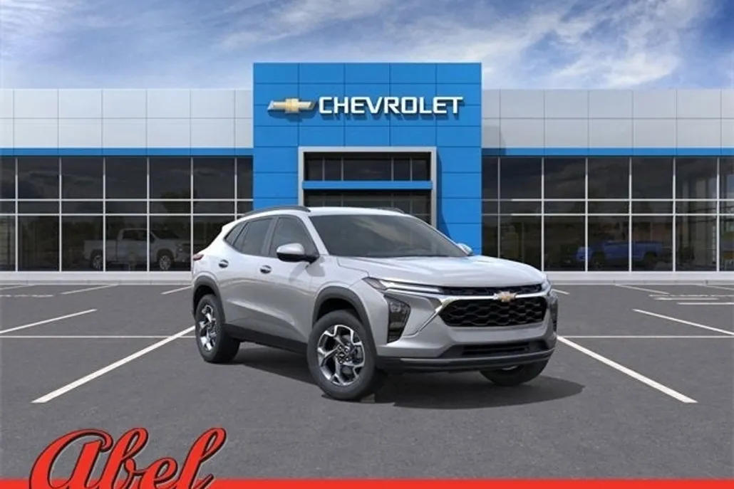 2025 Chevrolet Trax LT photo 1