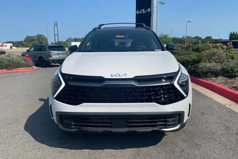 2024 Kia Sportage X-Pro photo 1