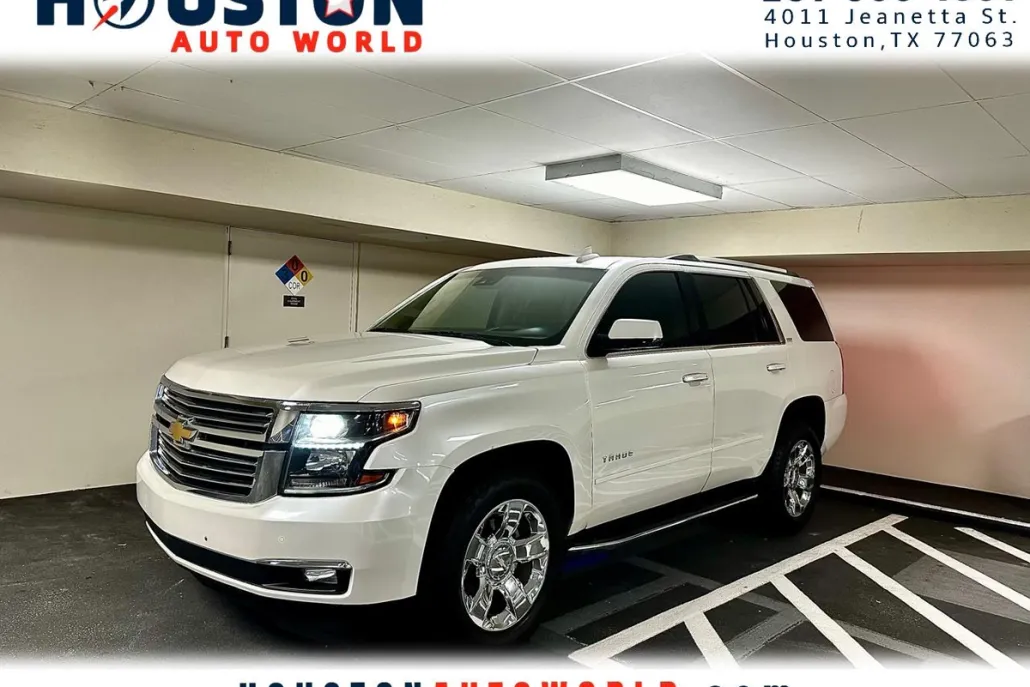 2017 Chevrolet Tahoe Premier photo 1