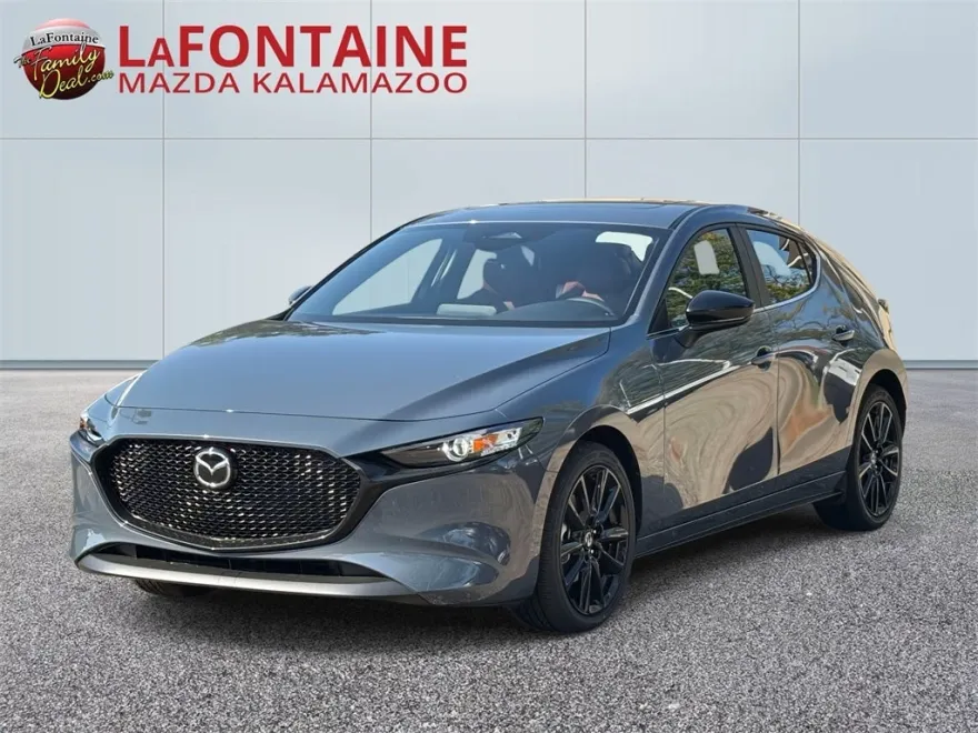 2026 Mazda Mazda3 Hatchback 2.5 s Carbon photo 1