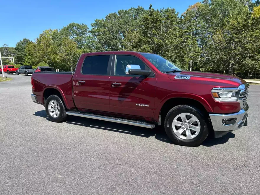 2019 Ram 1500 Laramie photo 1