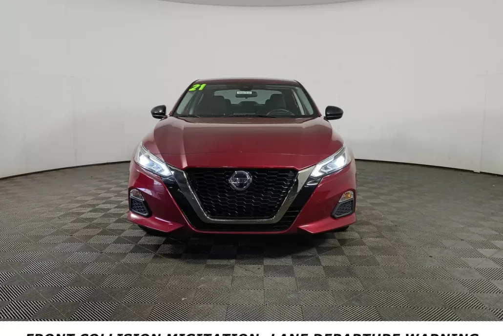2021 Nissan Altima 2.5 SR photo 1