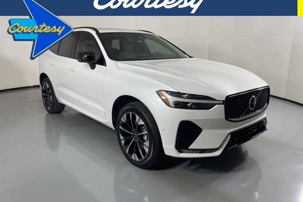 2026 Volvo XC60 B5 Plus photo 1