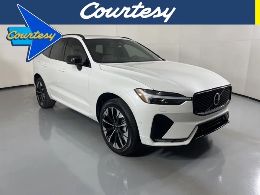 2026 Volvo XC60 B5 Plus photo 1