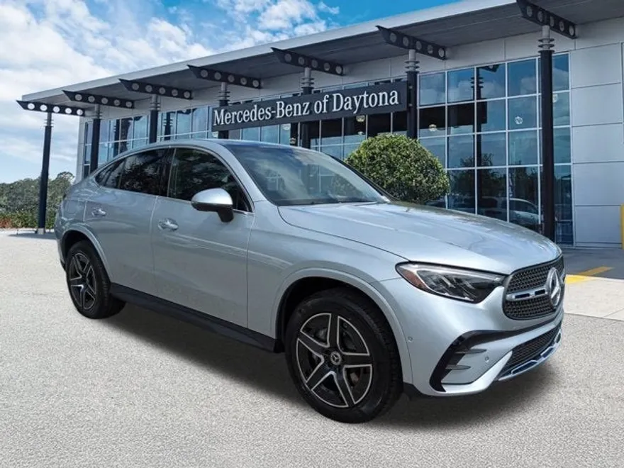 2026 Mercedes Benz GLC 300 4MATIC photo 1