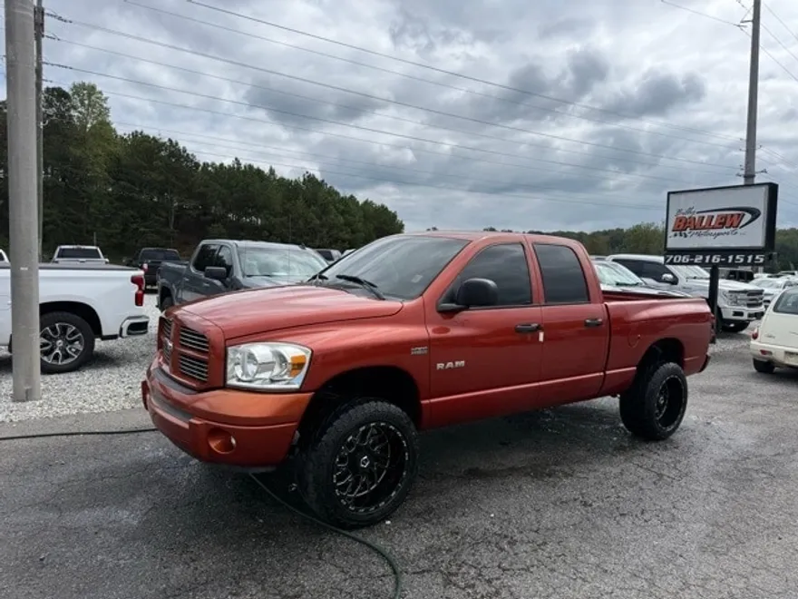 2008 Dodge Ram SLT photo 1