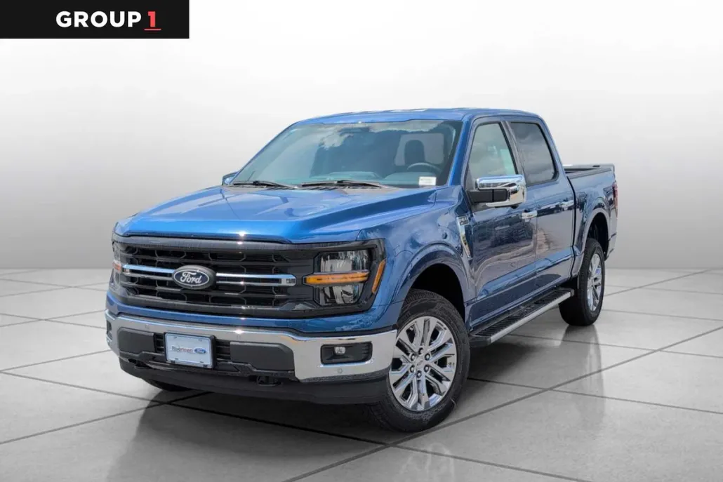 2025 Ford F-150 XLT photo 1
