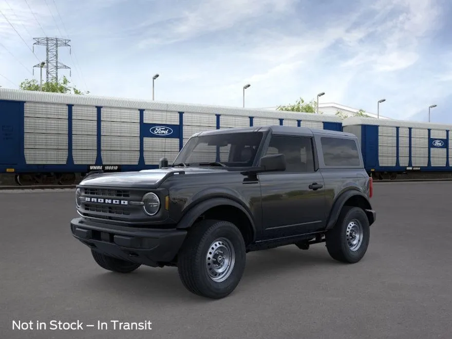 2025 Ford Bronco Base photo 1