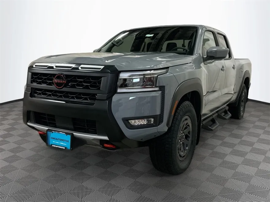 2025 Nissan Frontier PRO-4X photo 1