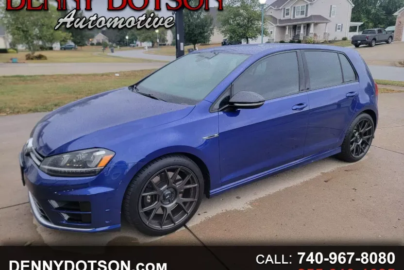 2017 Volkswagen Golf R Base photo 1