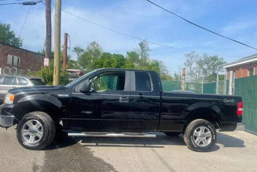 2008 Ford F-150 XLT photo 1