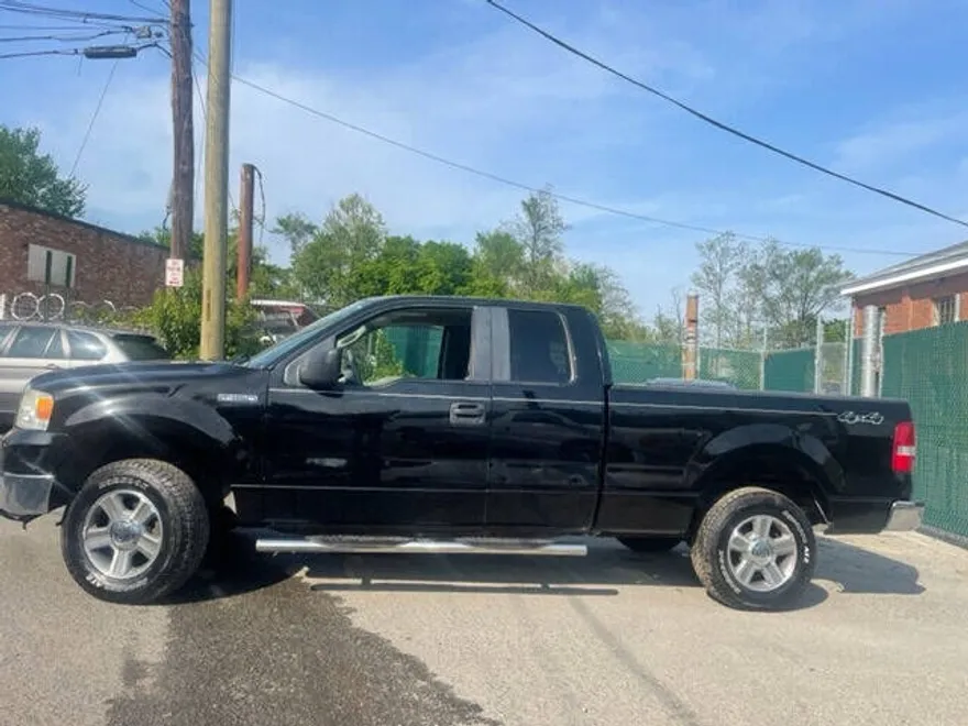 2008 Ford F-150 XLT photo 1