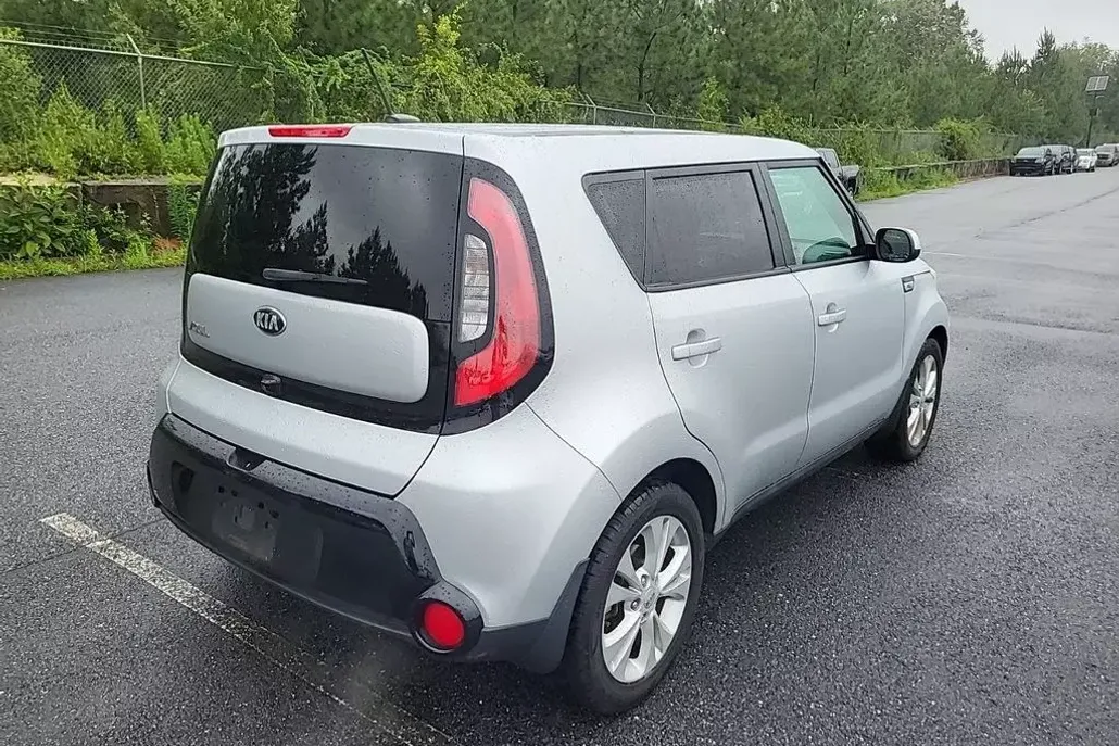 2016 Kia Soul Plus photo 1