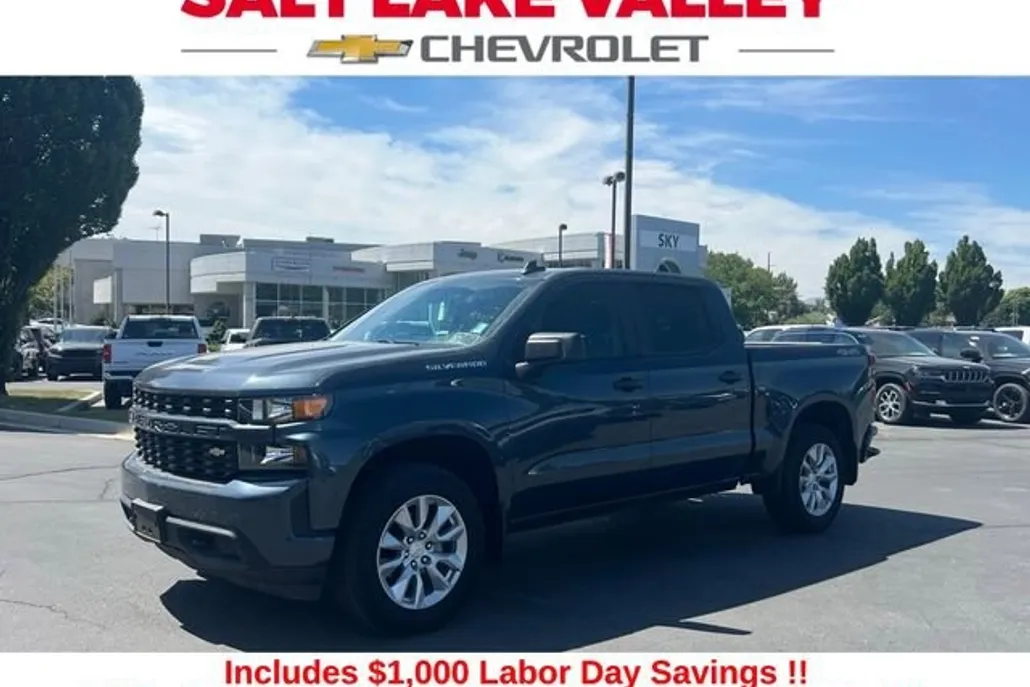 2022 Chevrolet Silverado 1500 Custom photo 1