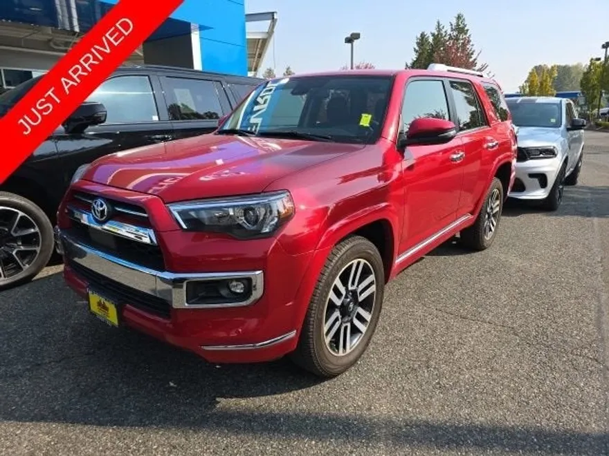2022 Toyota 4Runner Limited photo 1