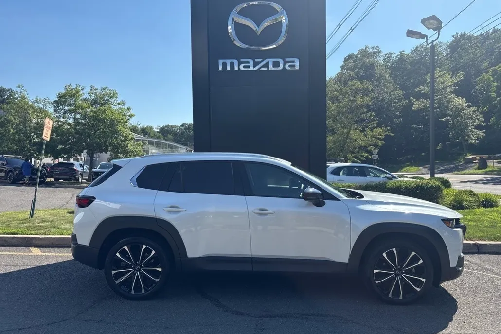 2025 Mazda CX-50 2.5 Premium Plus photo 1