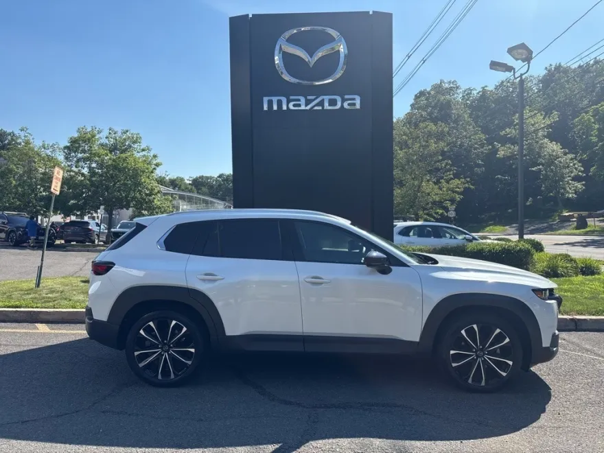2025 Mazda CX-50 2.5 Premium Plus photo 1