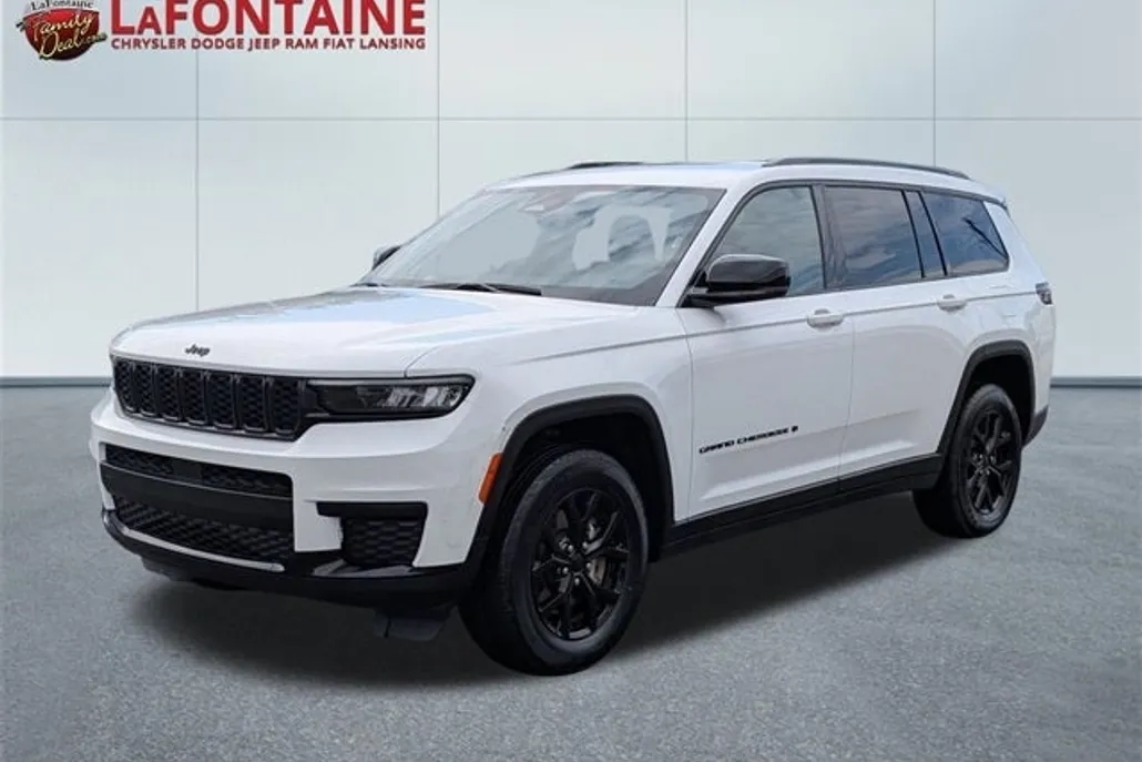 2024 Jeep Grand Cherokee Altitude photo 1