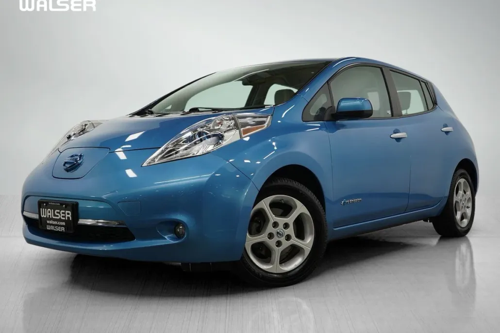 2013 Nissan Leaf SV photo 1