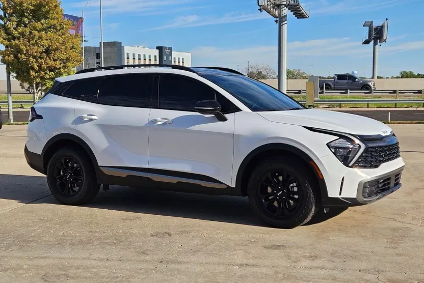 2023 Kia Sportage X-Pro photo 1