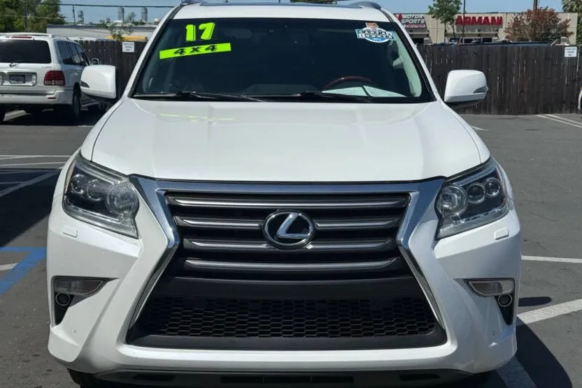 2017 Lexus GX 460 photo 1